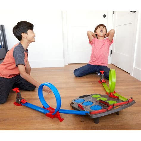Hot Wheels İkili Yarış Macerası Oyun Seti Deniz Shop