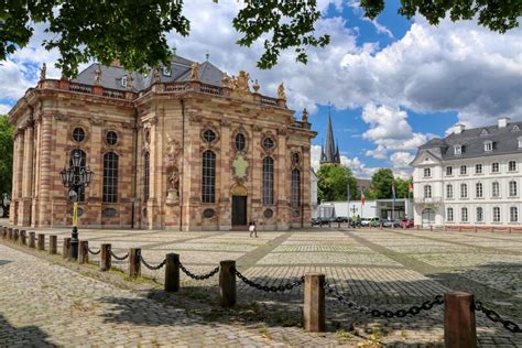 Sarrebruck Votre Guide Touristique Des Secrets De La Ville