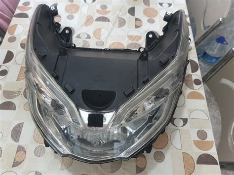 2018 ile 2020 ARASİ HONDA PCX ÖN FAR Motosiklet Parçaları 1686840737