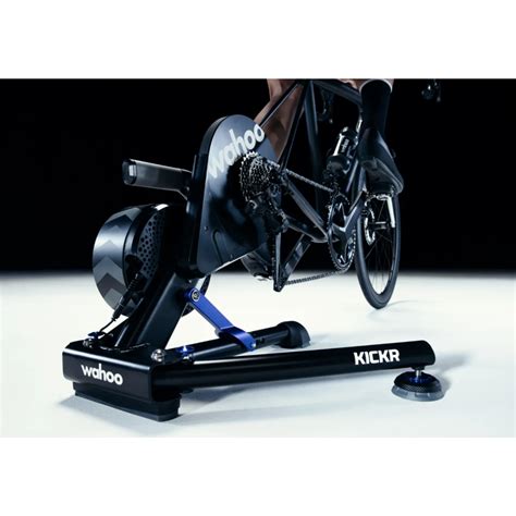 Wahoo KICKR V6 Direct-Drive Smart Trainer - Wi Fi - Blue Cycles