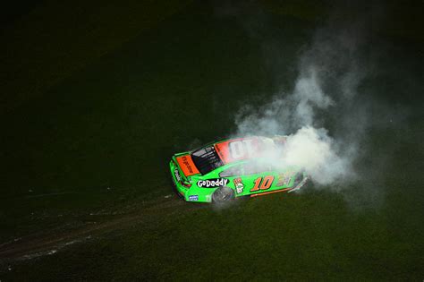 Danica Patrick’s Daytona 500 ended in a terrifying crash | For The Win