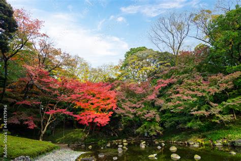 Foto De Koishikawa Korakuen Graden Japanese People And Tourists Have A