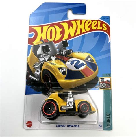 Машинка Mattel Hot Wheels 2023 C4982 Tooned Twin Mill купить с доставкой по выгодным ценам в