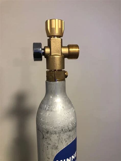 CGA320 Adapter – Easy Fizz