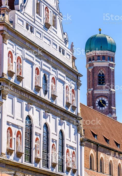 Famous Munich Cathedral Stock Photo - Download Image Now - Architecture ...