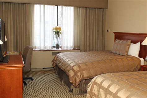 Hotel St. Regis in Detroit (MI) - Room Deals, Photos & Reviews