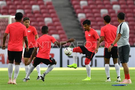 Latihan Timnas Singapura Antara Foto