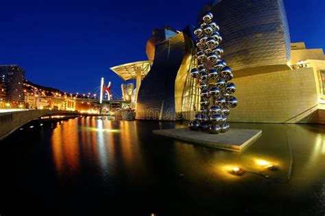 The Guggenheim Bilbao editorial photo. Image of architecture - 34901851