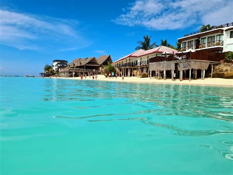 Nungwi Beach, Zanzibar 1 - SaCalatorim.ro