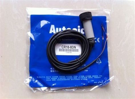 AUTONICS CR18 8DN Cylindrical Capacitive Photoelectric Proximity Sensor