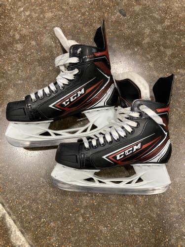 Ccm Jetspeed Ft440 Hockey Skates Used And Closeout