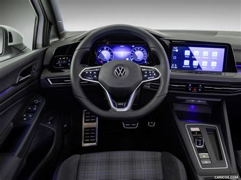 2021 Volkswagen Golf GTE - Interior, Cockpit | Caricos