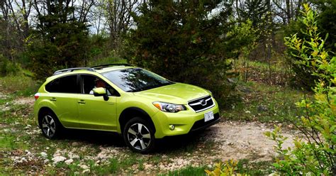 Off Road Test Review 2014 Subaru Xv Crosstrek Hybrid Is Surprisingly