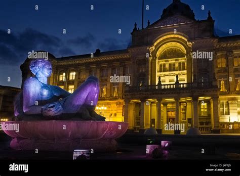 Birmingham Town Hall And Night Hi Res Stock Photography And Images Alamy