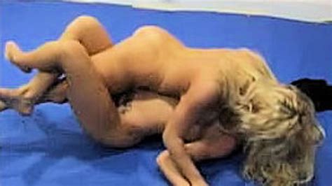 Battle Of Gorgeous Blondes NAKED FEMALE WRESTLING Clips4sale