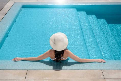 Mineral Swim | Advantages of Mineral Pools – Should I Get One?