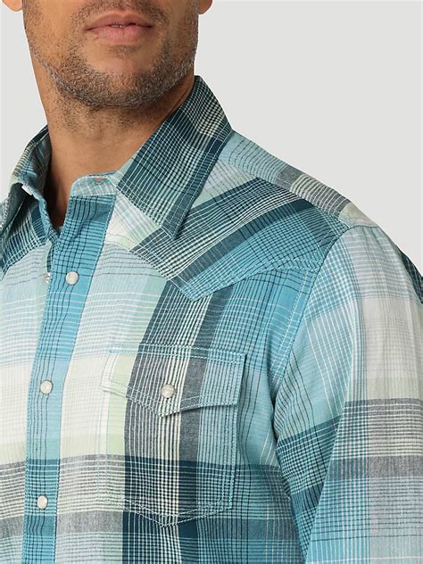 Mens Wrangler Retro® Premium Long Sleeve Western Snap Plaid Shirt