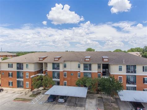 Town Lake at Austin apartments in Austin, Texas