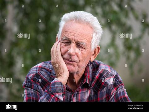 Leaning On Hand Hi Res Stock Photography And Images Alamy