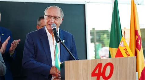 Ex adversário de Lula Alckmin se filia ao PSB e abre espaço para ser