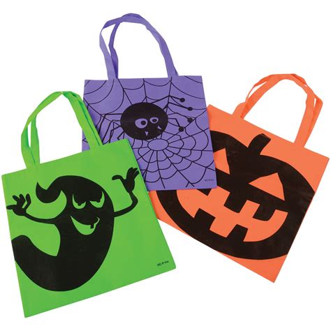 Spooky Halloween Candy 16 Trick Or Treat Tote Bag Assorted 12 Pack