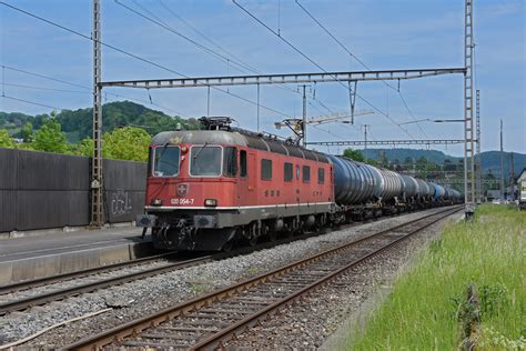 Re Durchf Hrt Am Den Bahnhof Gelterki Flickr