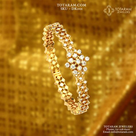 235 Dk001 22k Gold Diamond Kada Single Piece Close Setting