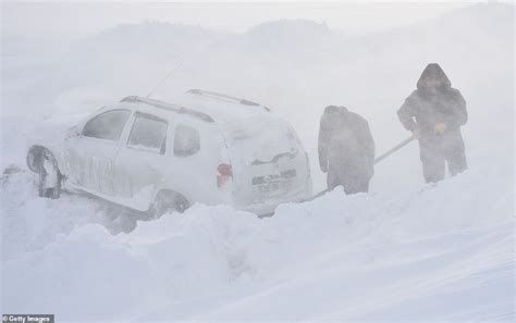 Europe On Red Alert As Heavy Snow Blankets Germany And Austria Daily