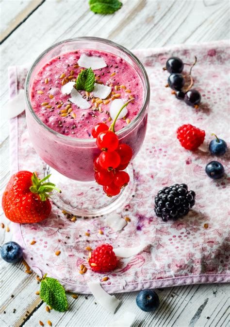 Super Healthy Mixed Berry Smoothie Larder Love