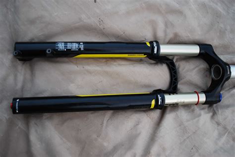 Вилка 29 Rock Shox Reba: 7 100 грн. - Велозапчастини Львів на Olx