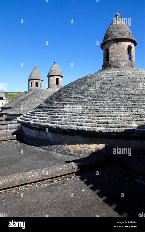 Abbey souillac dordogne france hi-res stock photography and images - Alamy