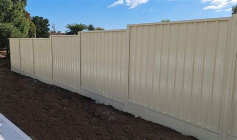 Aliretain Fencing Plinths Metric Fencing