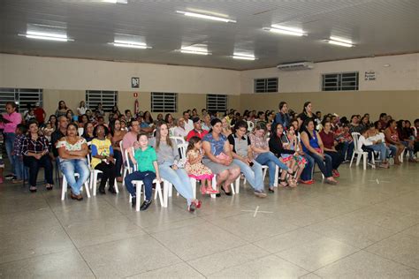 Alunos emocionam público na festa junina do Projeto Raio de Sol de