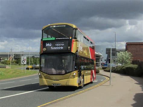 Go North East Nk Byd Wright Streetdeck Micro Hyb Flickr