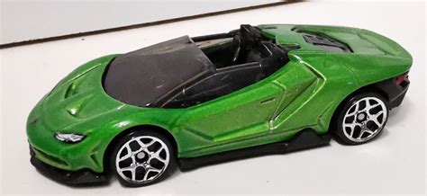 Descubrir 44 Imagen Hot Wheels Lamborghini Roadster Abzlocal Mx