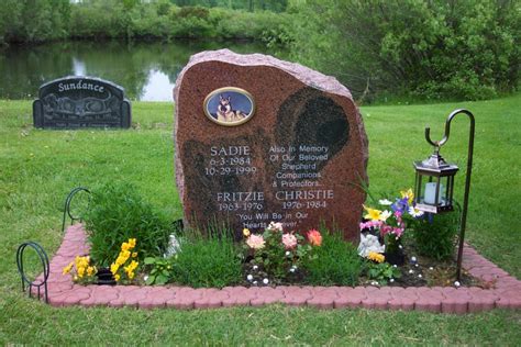 Pet Memorials | Pechmann Memorials, Inc.