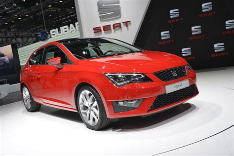 Seat Leon Sc Revealed In Geneva Video Live Photos Autoevolution