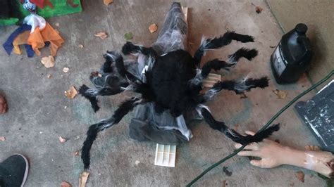 Spirit Halloween 2011 Black Jumping Spider 2016 Model Youtube