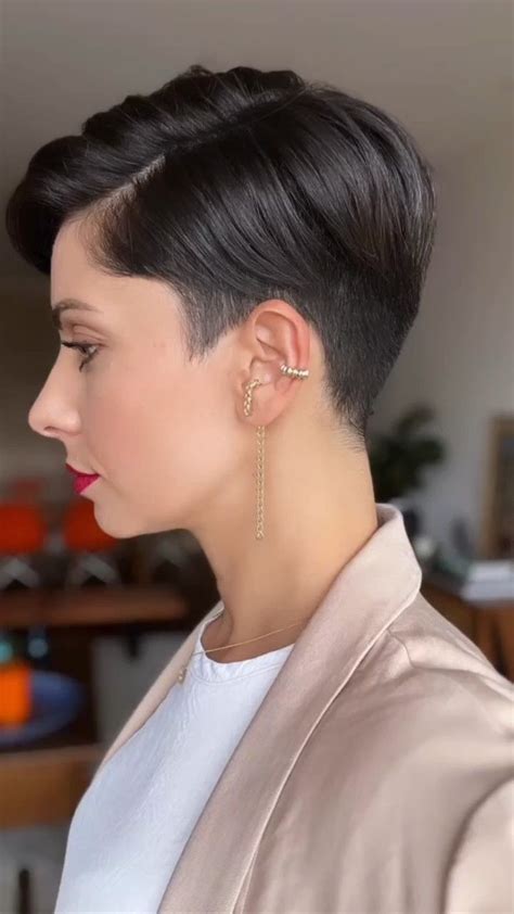 20 Dazzling Fade Haircuts For Women To Try In 2023 Artofit