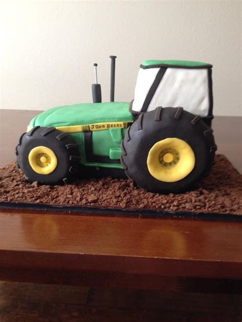 John Deere Decorated Cake By Daniele Altimus Cakesdecor