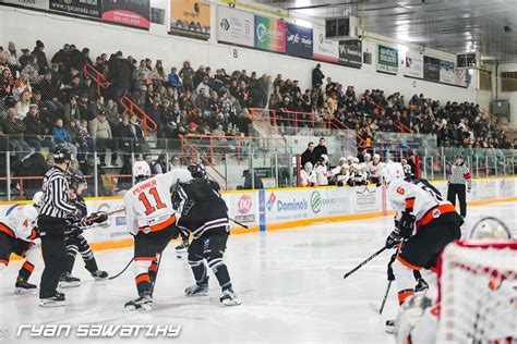 Photo Gallery Page - Winkler Flyers