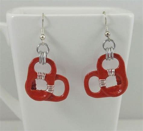 Tabsolute Day 53 Red Heart Shaped Pop Tab Earrings Pop Tab Crafts Can Tab Crafts Diy Crafts