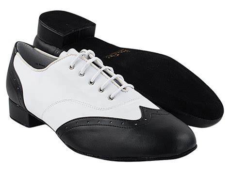 Total 70 Imagen Black And White Tap Shoes Abzlocal Mx