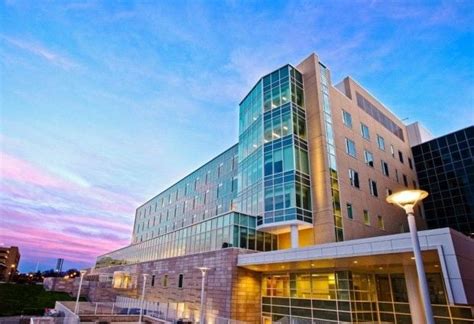 Hok Designs Large Expansion For University Hospital In Columbia Mo