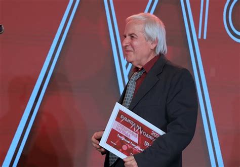 Теодосий Теодосиев за метеора: Може да бъде и заблудена ракета