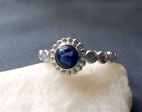 Cremation Keepsake ring in sterling silver, ashes, lock of hair, fur, memorial ring for women ...