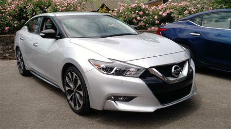 2016 Nissan Maxima We Review The 4 Door Sports Car The Ignition Blog