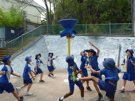 Indooroopilly State School – the Drop Shot : Playscape Creations