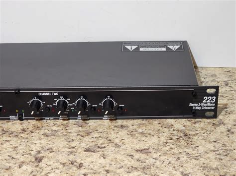 DBX 223 Stereo 2 Way Mono 3 Way Crossover Rack Mountable EBay