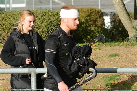 Hockey HTC SW Neuss Springt Nach Sieg In Aachen Auf Den Zweiten Platz